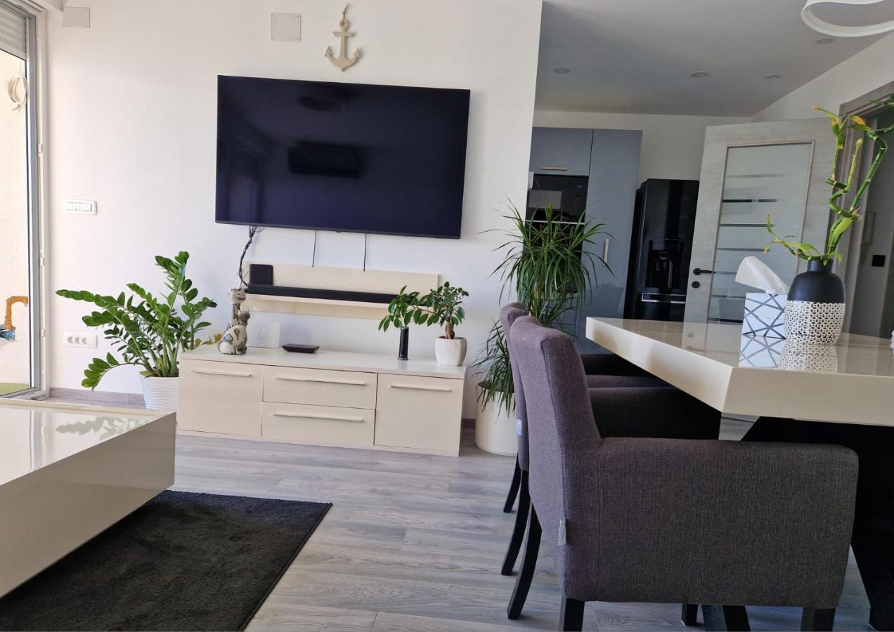 Apartment Illaria Fiume Kültér fotó